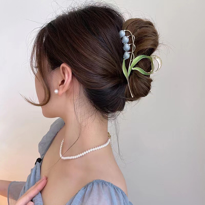 قطعة واحدة من مشبك شعر بتصميم  - مراجعة Orchid Phalaenopsis وسعره